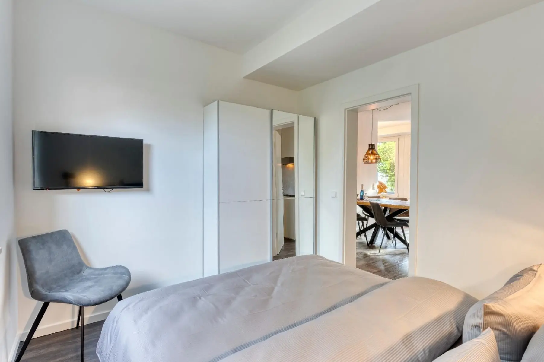 Wohnung ELF Schlafzimmer von Vermietservice Ilyes