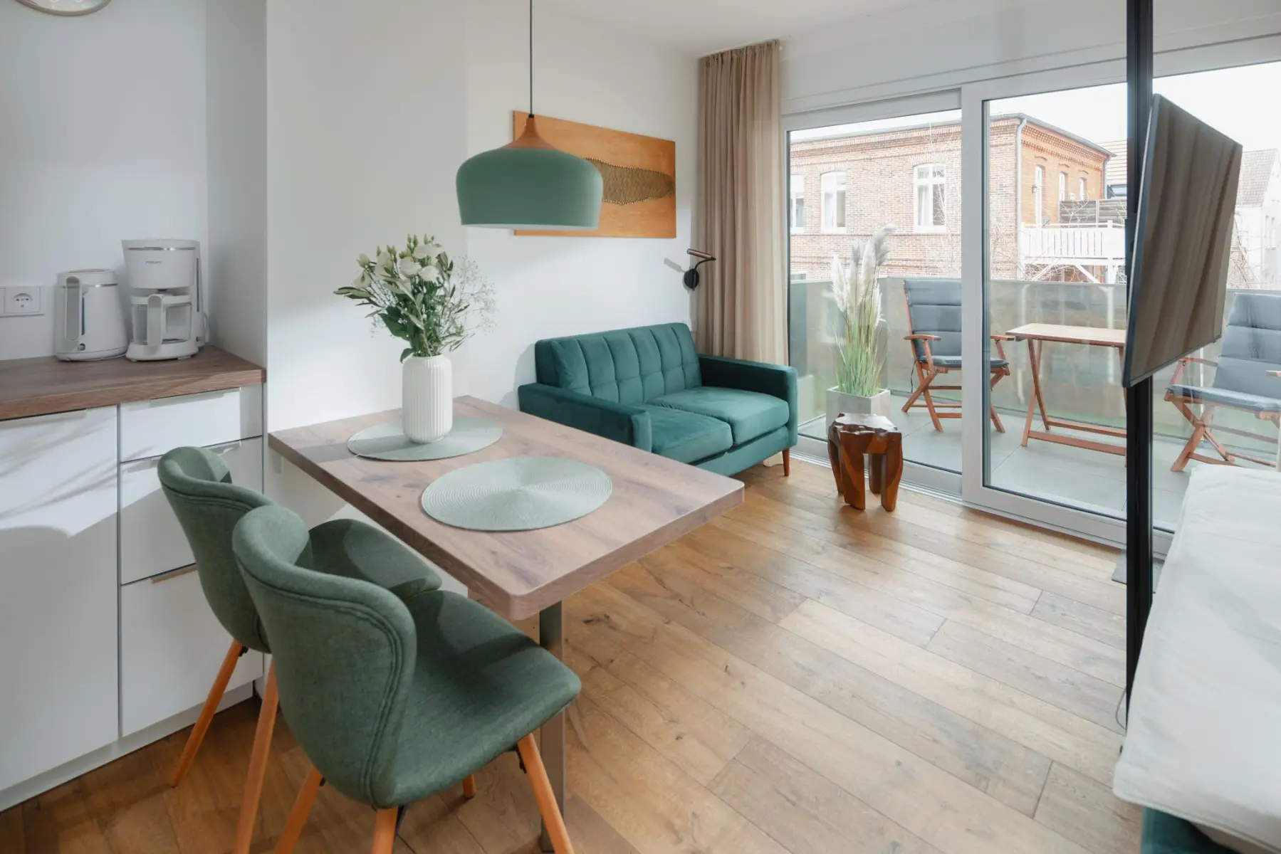 Wohnung E-24 Zimmer von Vermietservice Ilyes