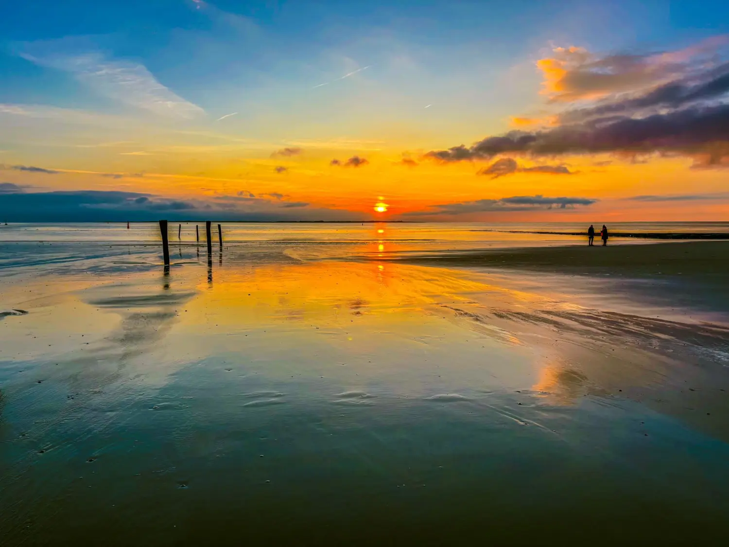 Wohnung Inselschatz Sonnenuntergang am Strand von Vermietservice Ilyes