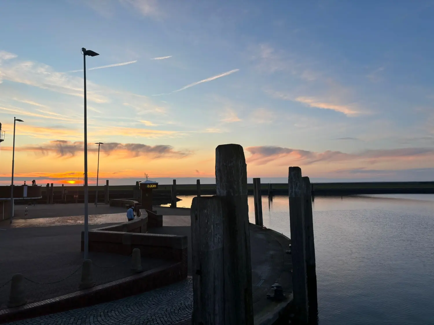 Wohnung Inselschatz Sonnenuntergang am Strand von Vermietservice Ilyes