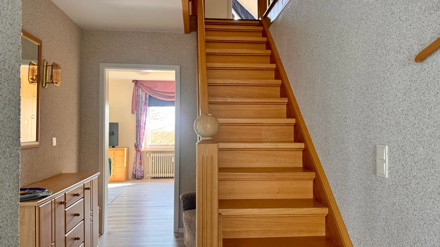 Wohnung ELF-Zimmer von Vermietservice Ilyes